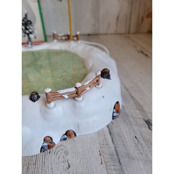 Lemax AS IS High Meadow skating Pond Village accessory Xmas - Picture 3 of 10